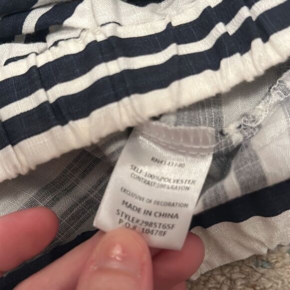 Womens English Factory brand crop top long sleeves tie shoulder sz L - Picture 6 of 6